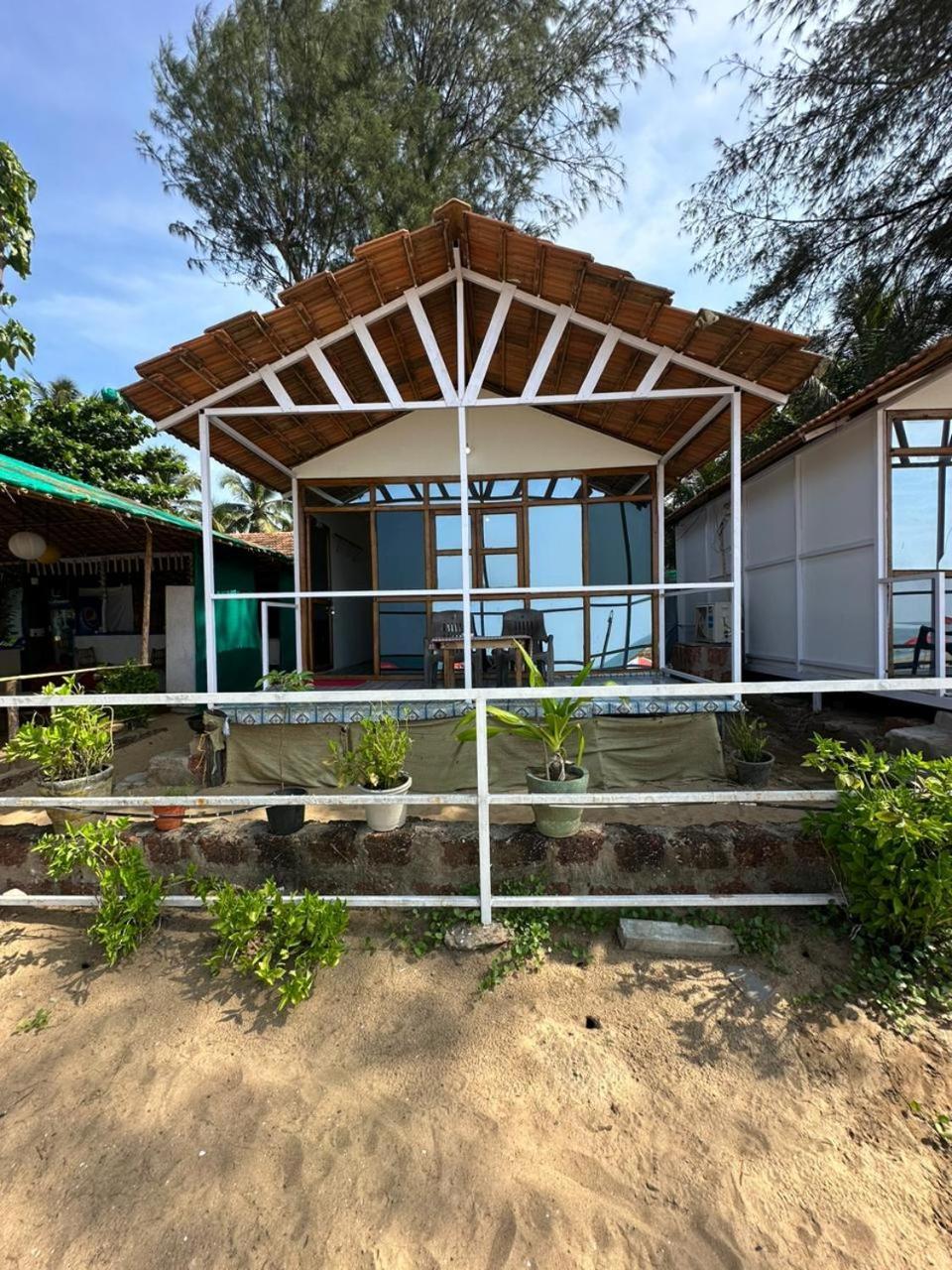 Mountain Palm patnem beach Exterior foto